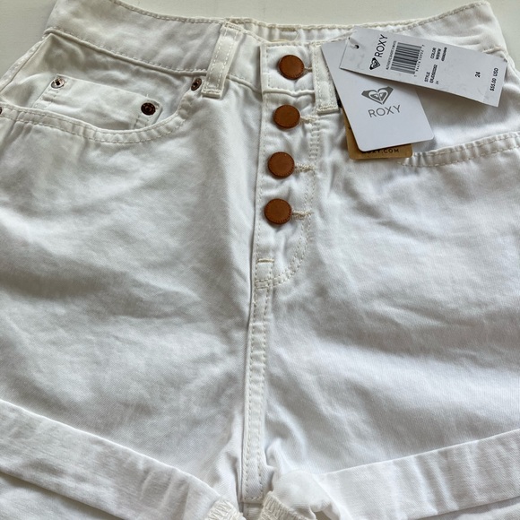 🐚Roxy Authentic Short 2 White🐚 - Picture 4 of 9